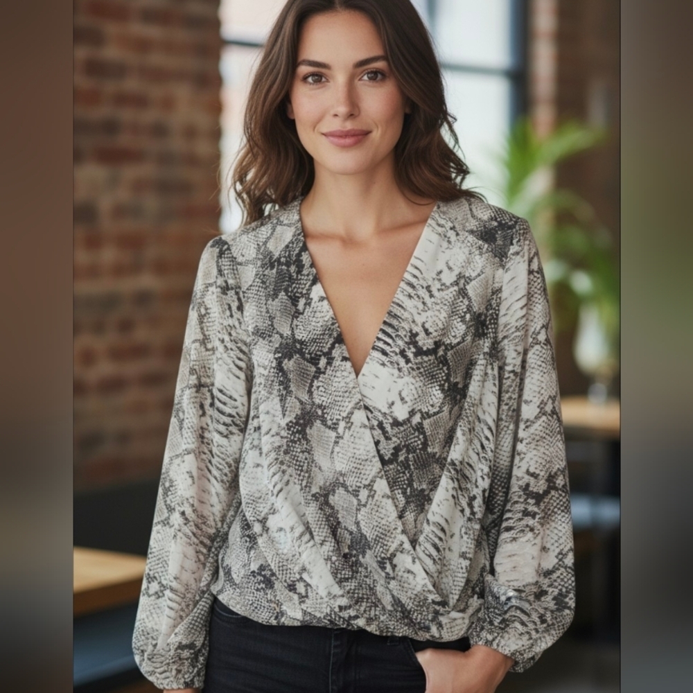 CATHERINE MALANDRINO Chic Snake Print Blouse, Size M